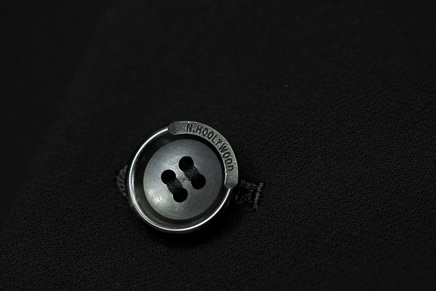 what are the difference about buttons